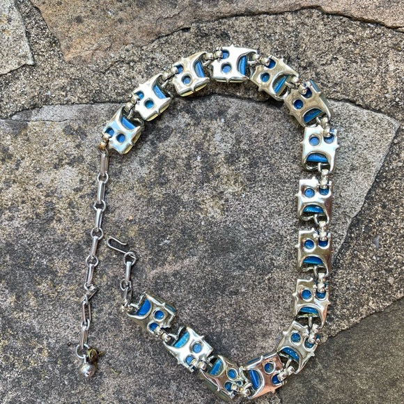 Vintage Coro necklace and clip on  earring set - Picture 12 of 12